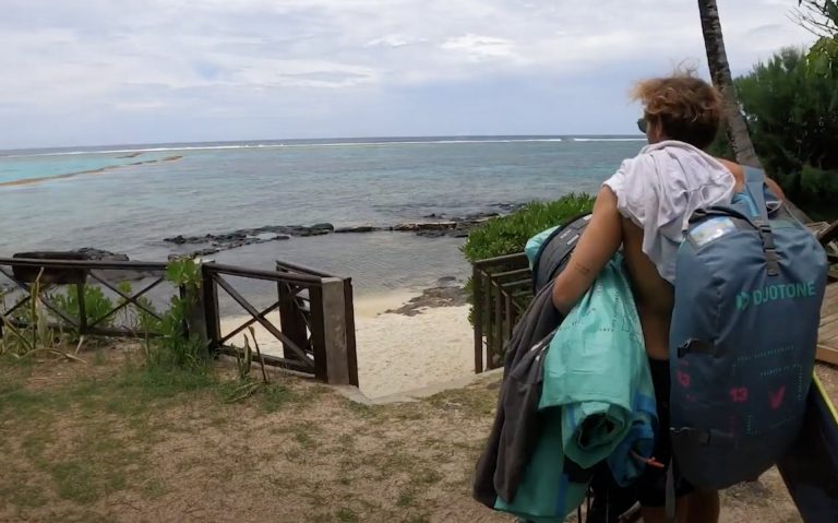 VAL ON A KITE - One day in Mauritius !