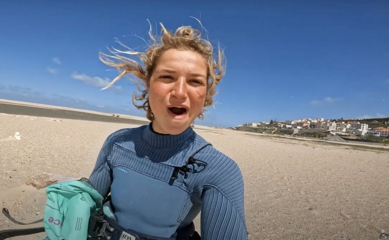 STRONG wind on an AMAZING kitespot - #PIPSVLOG 77