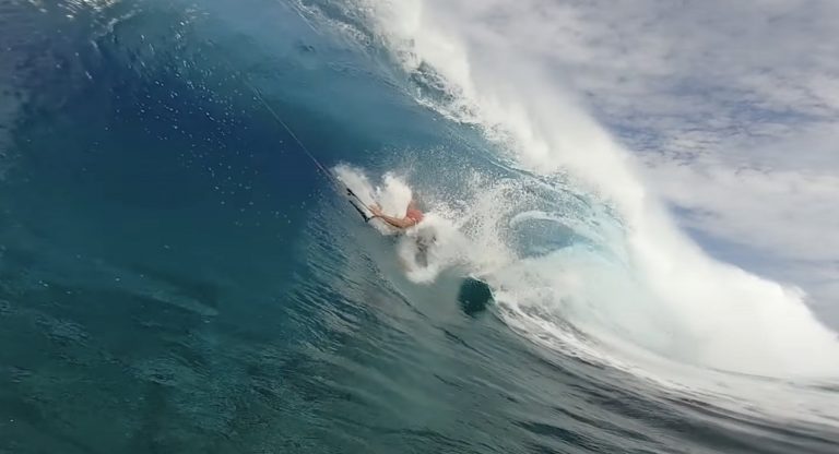 When to Wear a Board Leash - How to Kitesurf