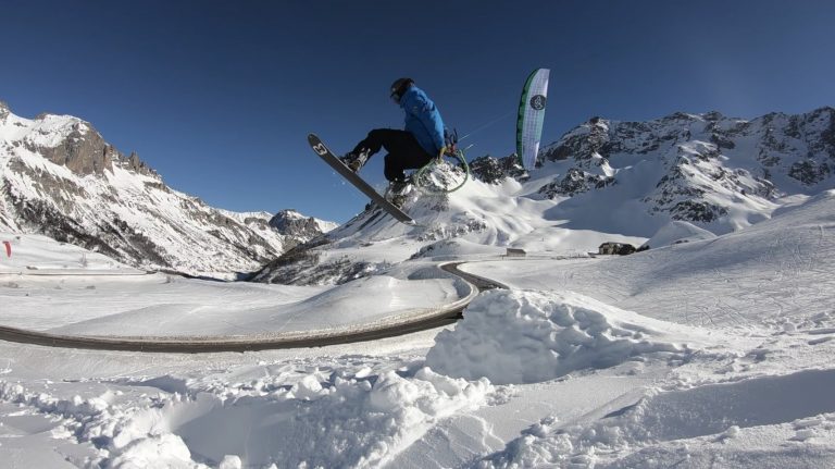 SNOWKITE FREESTYLE / THE 37 TRICKS LIST
