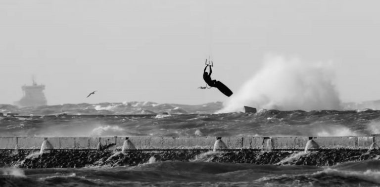 The Perfect Storm - Extreme Kiteboarding in Northern Europe