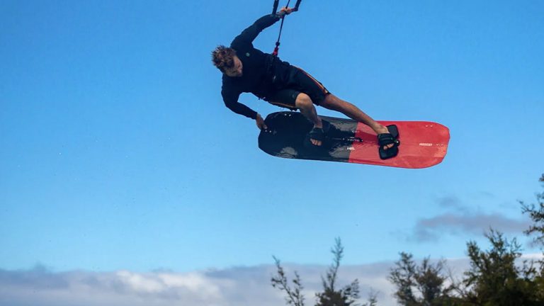 2023 Slingshot Kiteboarding - Glide V13 Twin Tip Board