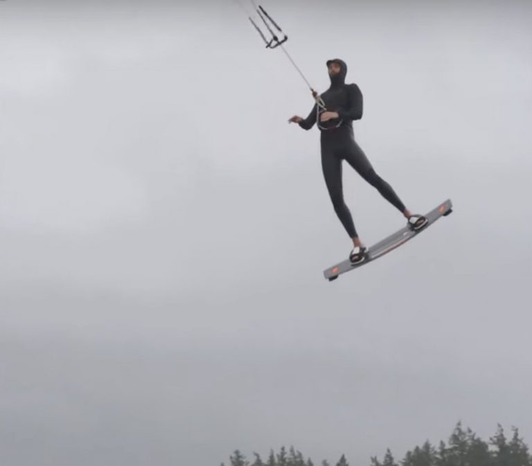 How to Backroll Barspin // Kiteboarding SA Masterclass #shorts