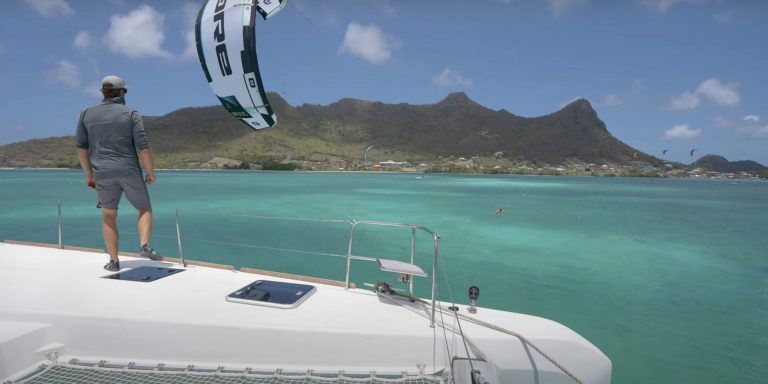 Launching a kite from the boat // Kiteboarding SA Masterclass