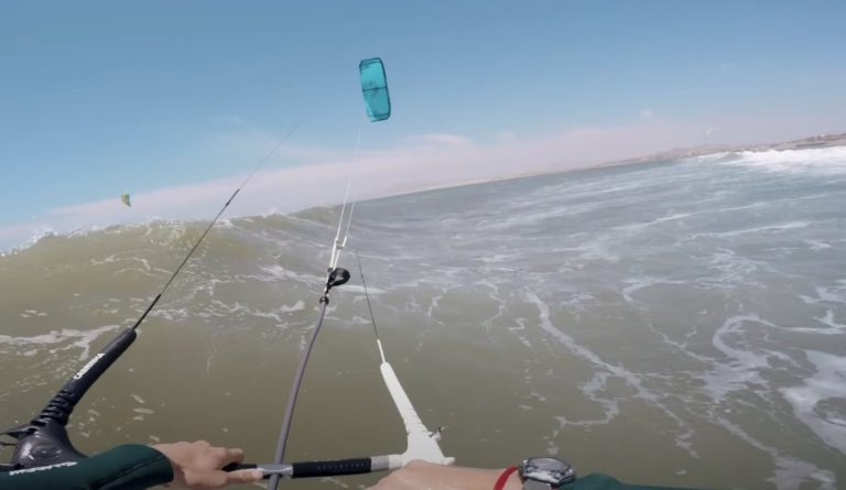 Riding ONE WAVE for over 2 MINUITES! - Raw video