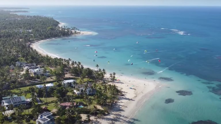 GUESS WHERE THISKITESURFSPOT IS AND WIN A T-SHIRT !