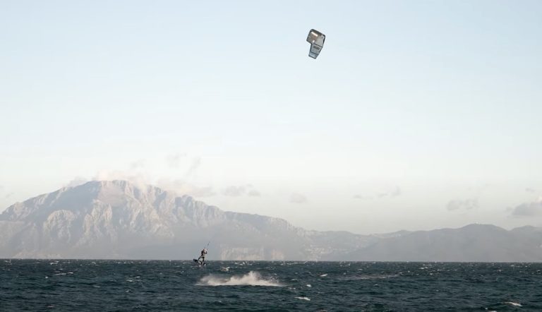 How to Jump or Pop Kitesurfing