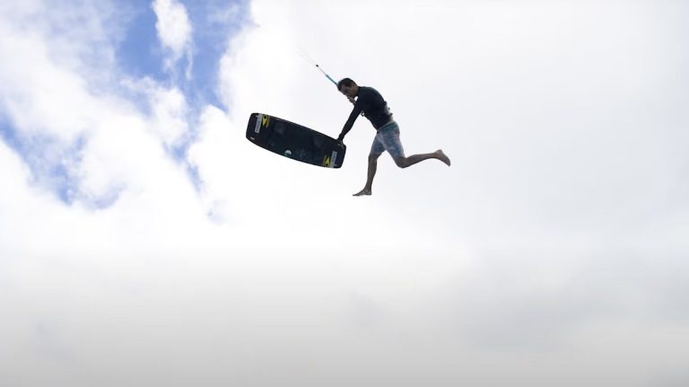 How To Board Off - Victor Hays - Airush