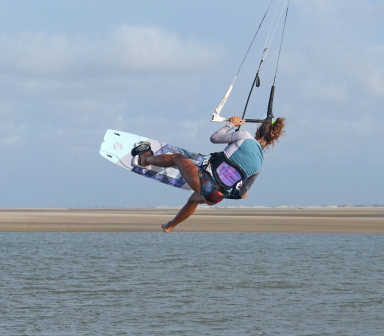 Kitesurfing Technique - Back Roll Transition One Foot