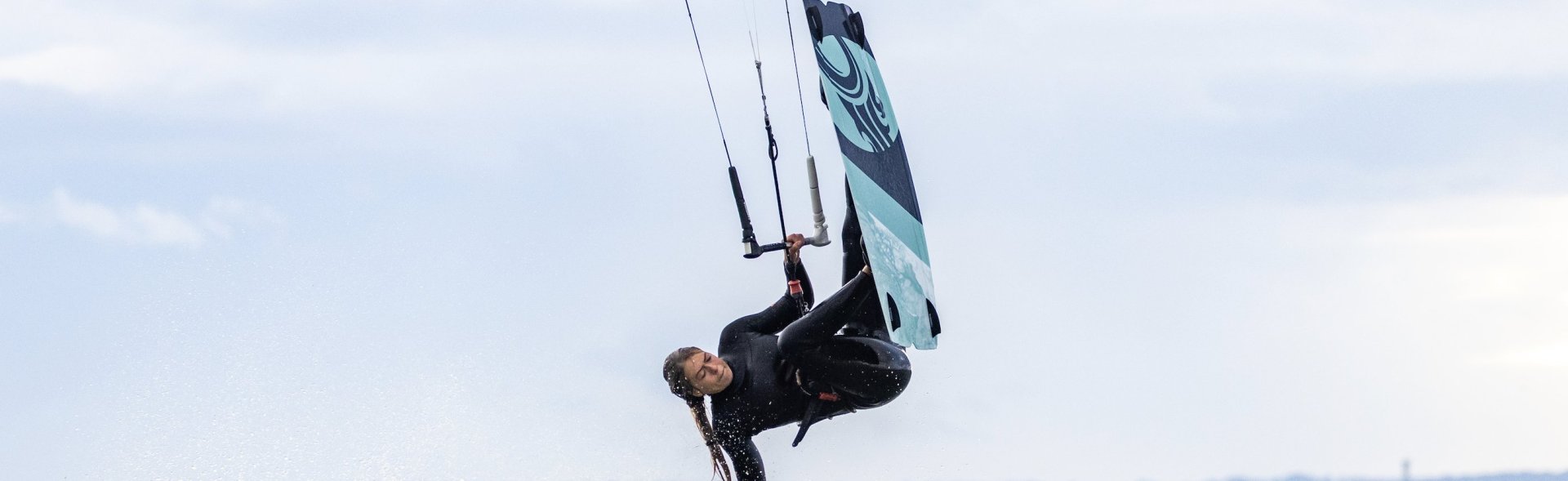 What Are Kitesurfing Twin Tip Boards Made From?