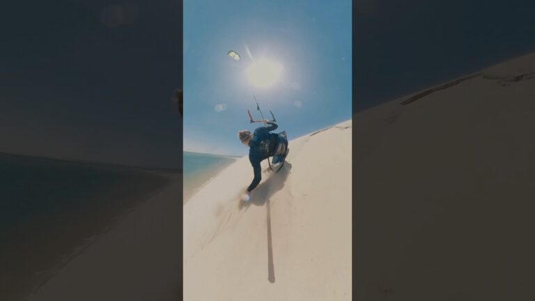 endless fun playing around the dunes #kitesurf #extremesports