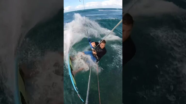 Frontside or Backside? What's your preference?  #kitesurf #kitesurfing #surf  #reov7 #ozonekites