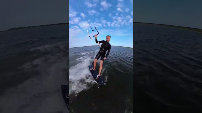 Don't look away // kiteboarding