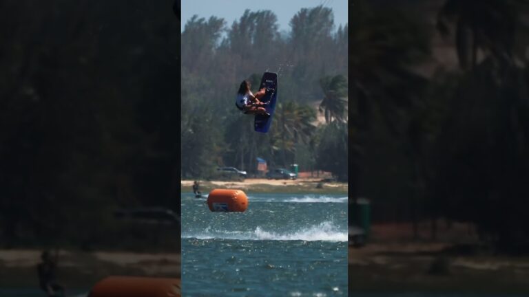 @claudialeonkitesurf put on a showstopping display yesterday scoring 30.69 in her heat