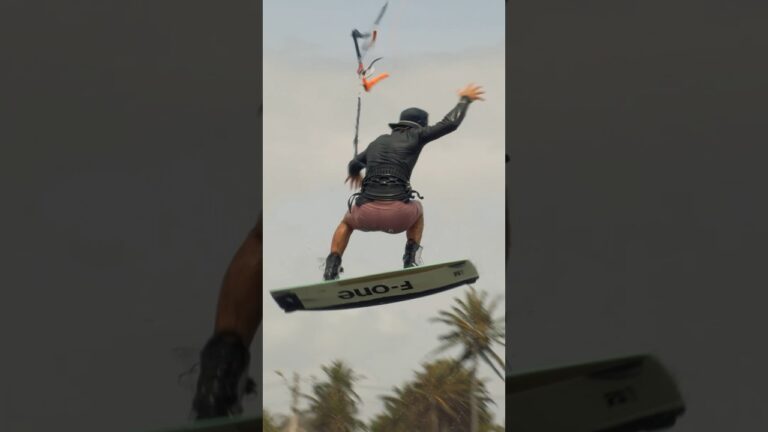 Do I ever lose my hat when I kite? New Video Up on my channel #kiteboarding #action #crash