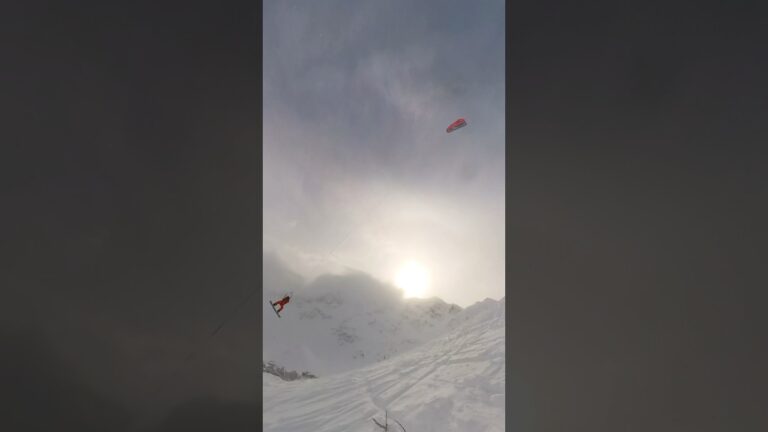 Kiteloop sesh #coldulautaret #flysurferkiteboarding #kitesandboards