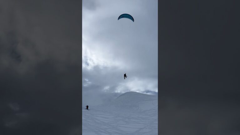 Flying away with my kite  #snowboarding #snowboard #snowboardingtime #snowkite #fly