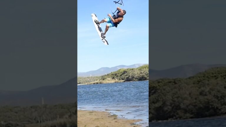 Souvenirs of some handle passes moves in Sardinia lagoons back in 2015 ‍ #kite #tricks