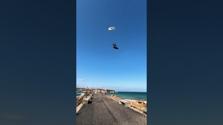 My First and second jump over the Tarifa pier #extremesports #kitesurfing