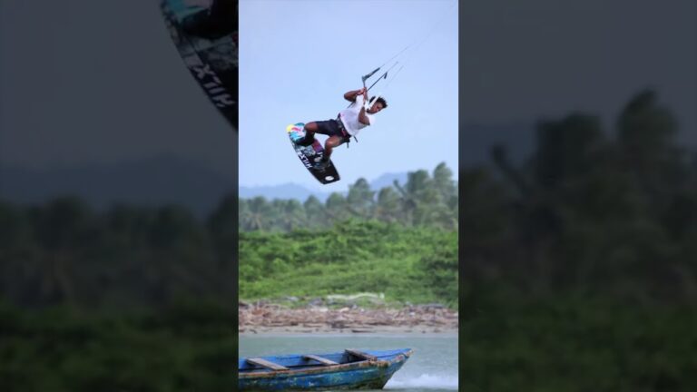 Enjoying every second in My playground .#kitesurfing #kitesurfing #kiteboarding#kite #kitelife