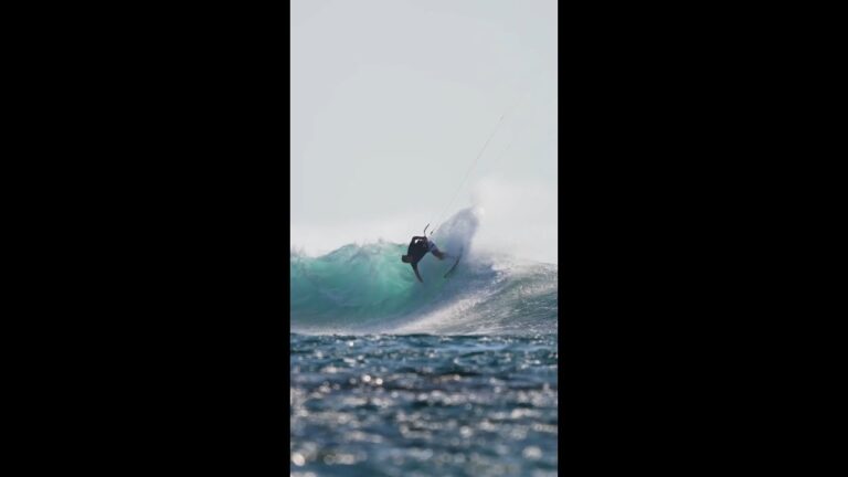 Epic Kite Surfing in Sumbawa @willow.surfs Shreds with Section 5 and Green Room 3!
