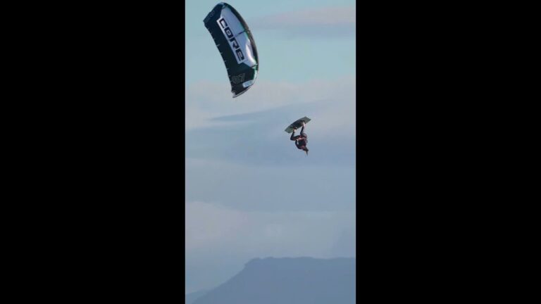 Epic Kitesurfing Action: Watch @angelybouillot Soar with the XR8!