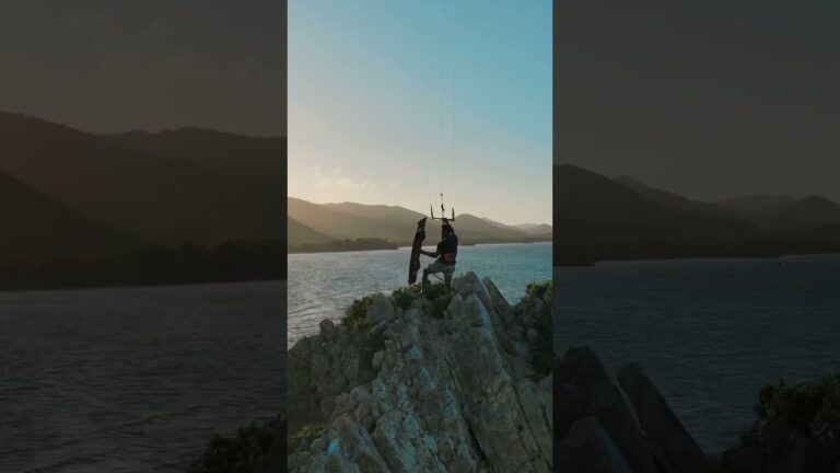 Would you like to this extremely jump? #youtube #monday #viralshort #extreme #viralvideo #beach