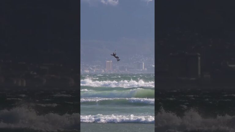 Epic Lift Off! Xavier Kain Takes XR8 Kite to New Heights in Cape Town