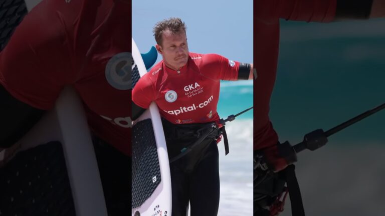 When James Carew drops in, you know it’s on! #gkakiteworldtour #gkakitesurf #capeverde