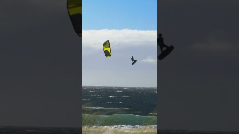 For the freeriders. Enduro V5 Ultra-X - it’s a feeling. #ozonekites