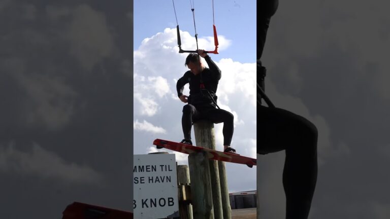 Easy ride #kitesurfing #shortvideo #kite #surf