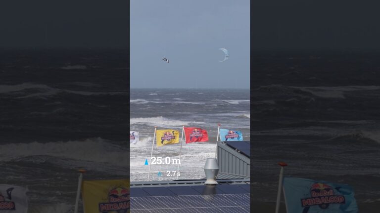 Side flip at 25 meters #kitesurfing #extreme #crazy #stunt