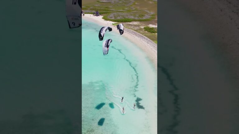 Trio Adventure: Kitesurfing at Los Roques, Venezuela #ridecore #kiteboarding