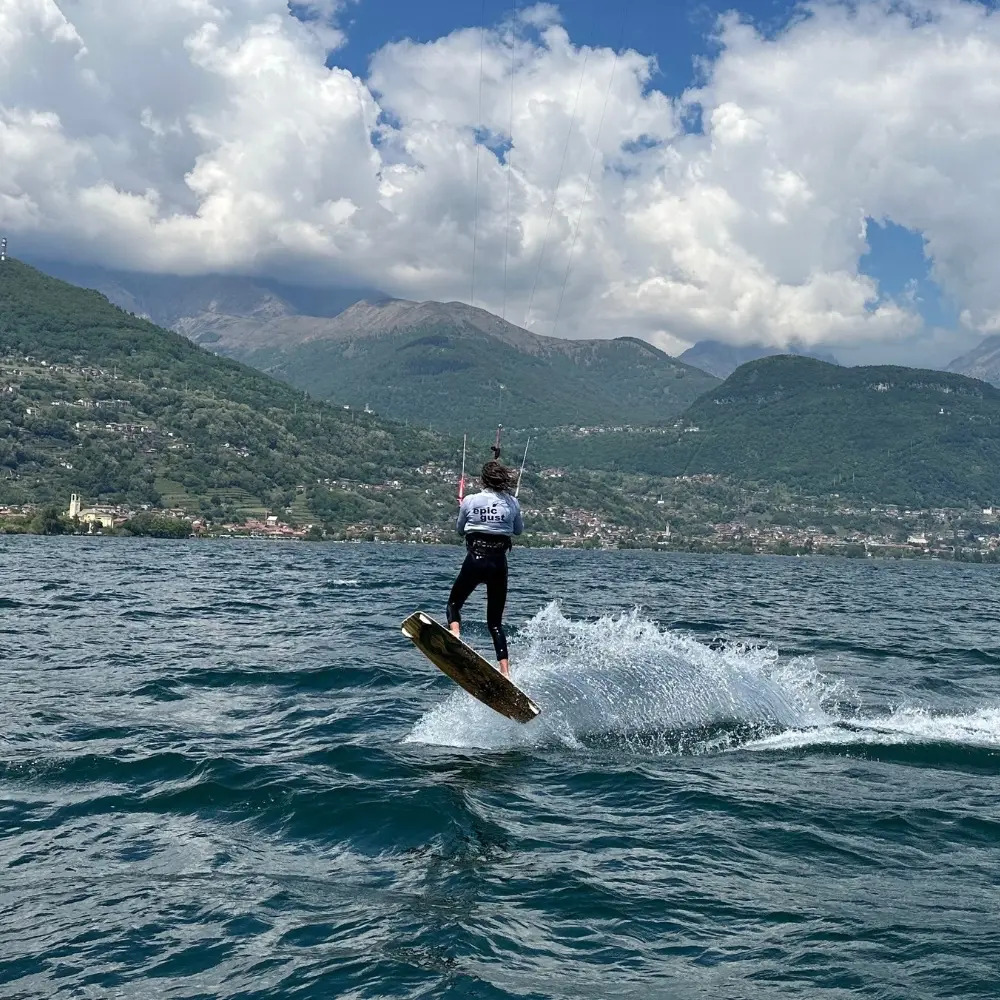 Lake Como Kitesurfing holiday and travel guide