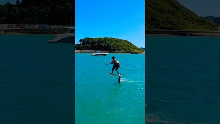 Sending it on the kite hydrofoil! #courtintheact #freeride #kiteboarding #isleofwight